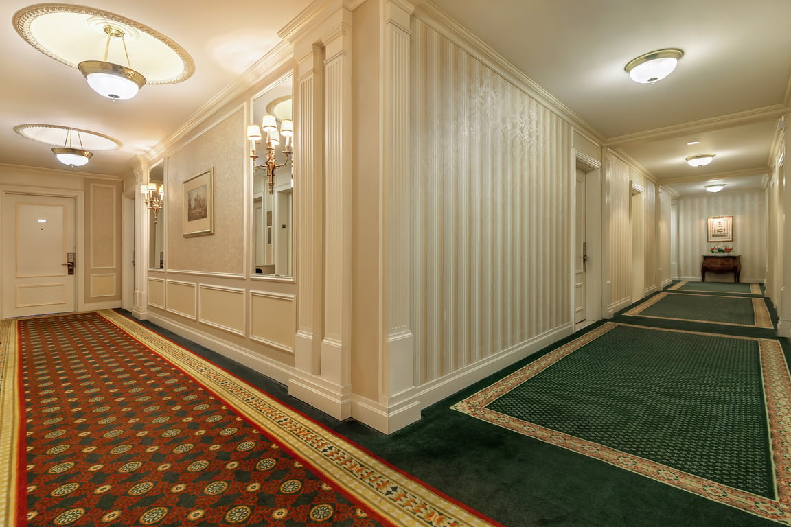 Hallway | The Avalon Hotel