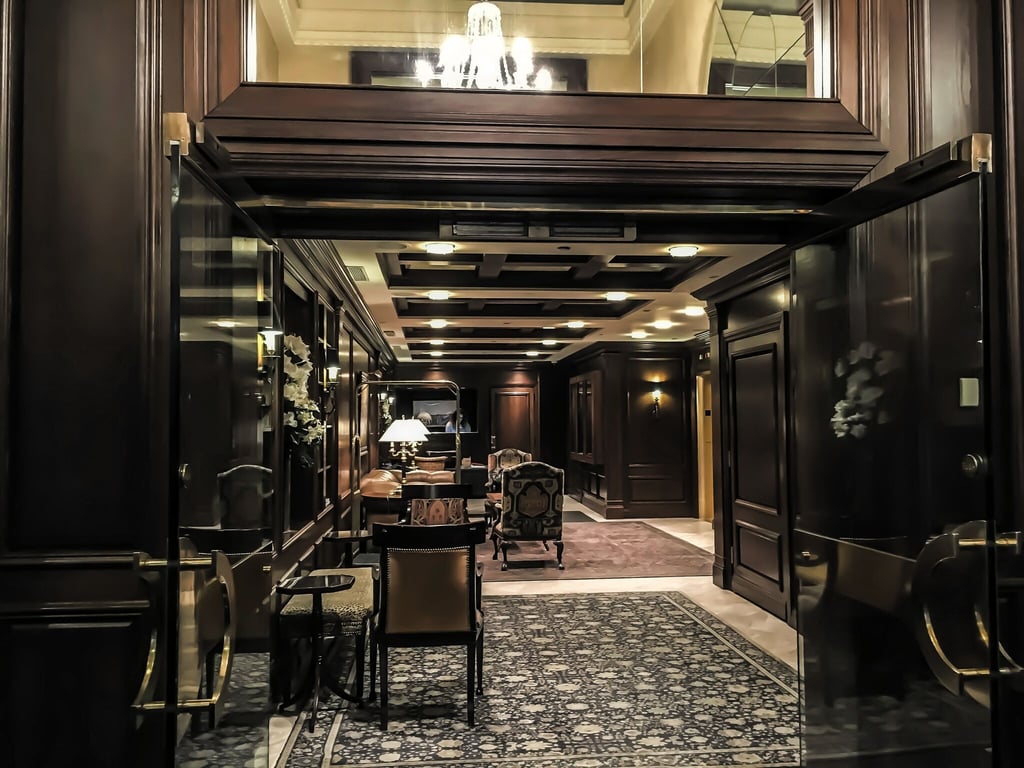 Hotel Entrance | The Blakely New York