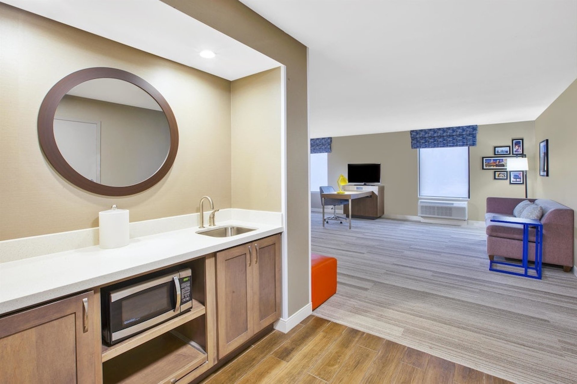 King Suite Living Area
