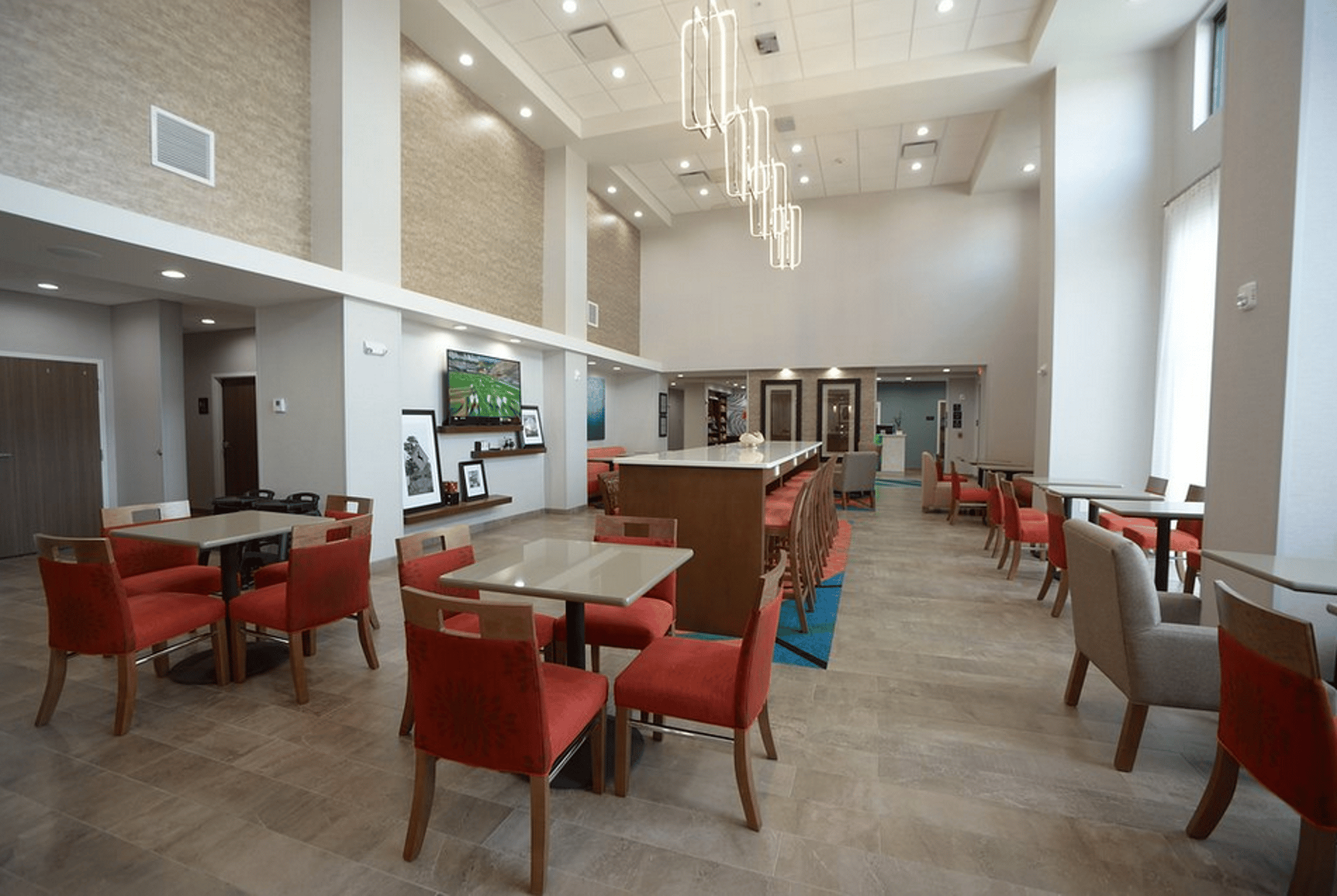 Dining | Hampton Inn & Suites Oklahoma City/Quail Springs