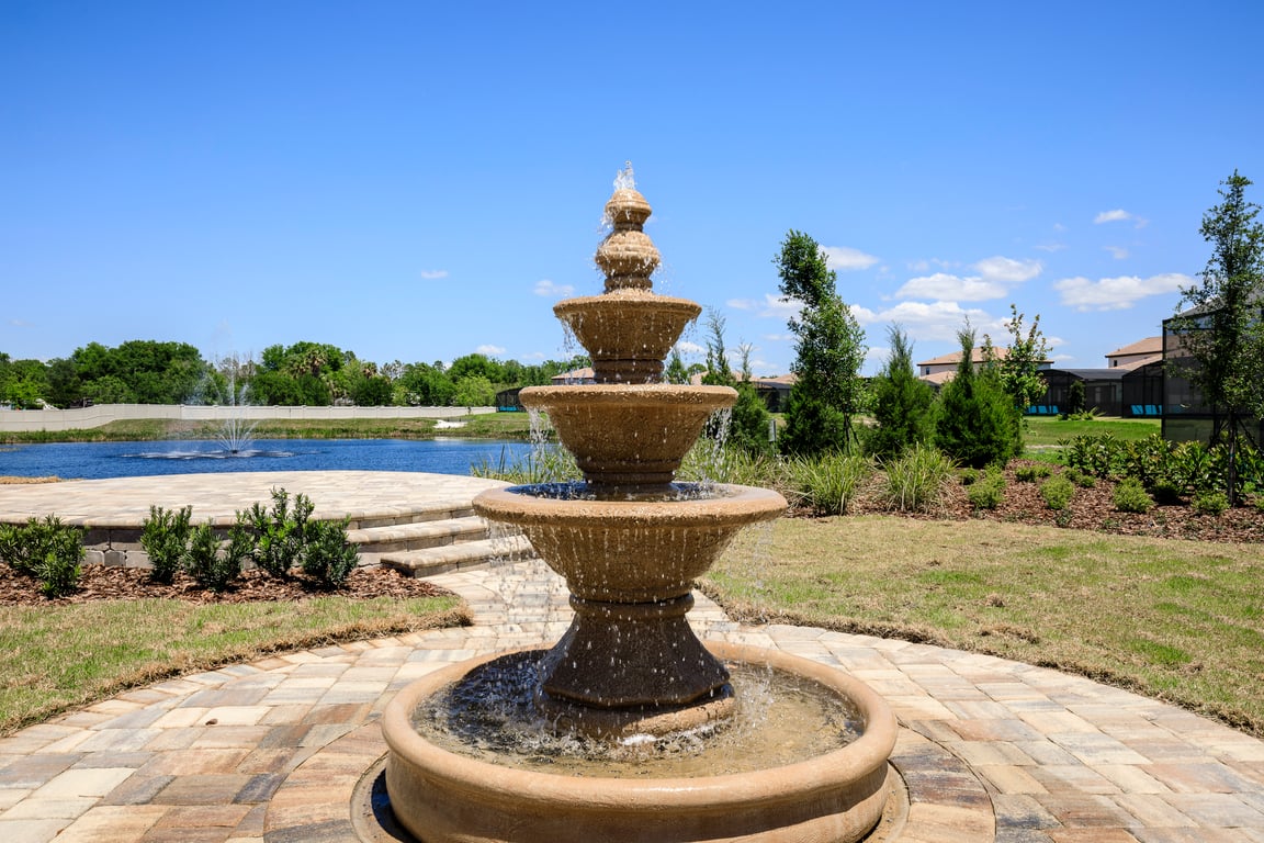 Fountain | Balmoral Resort Florida