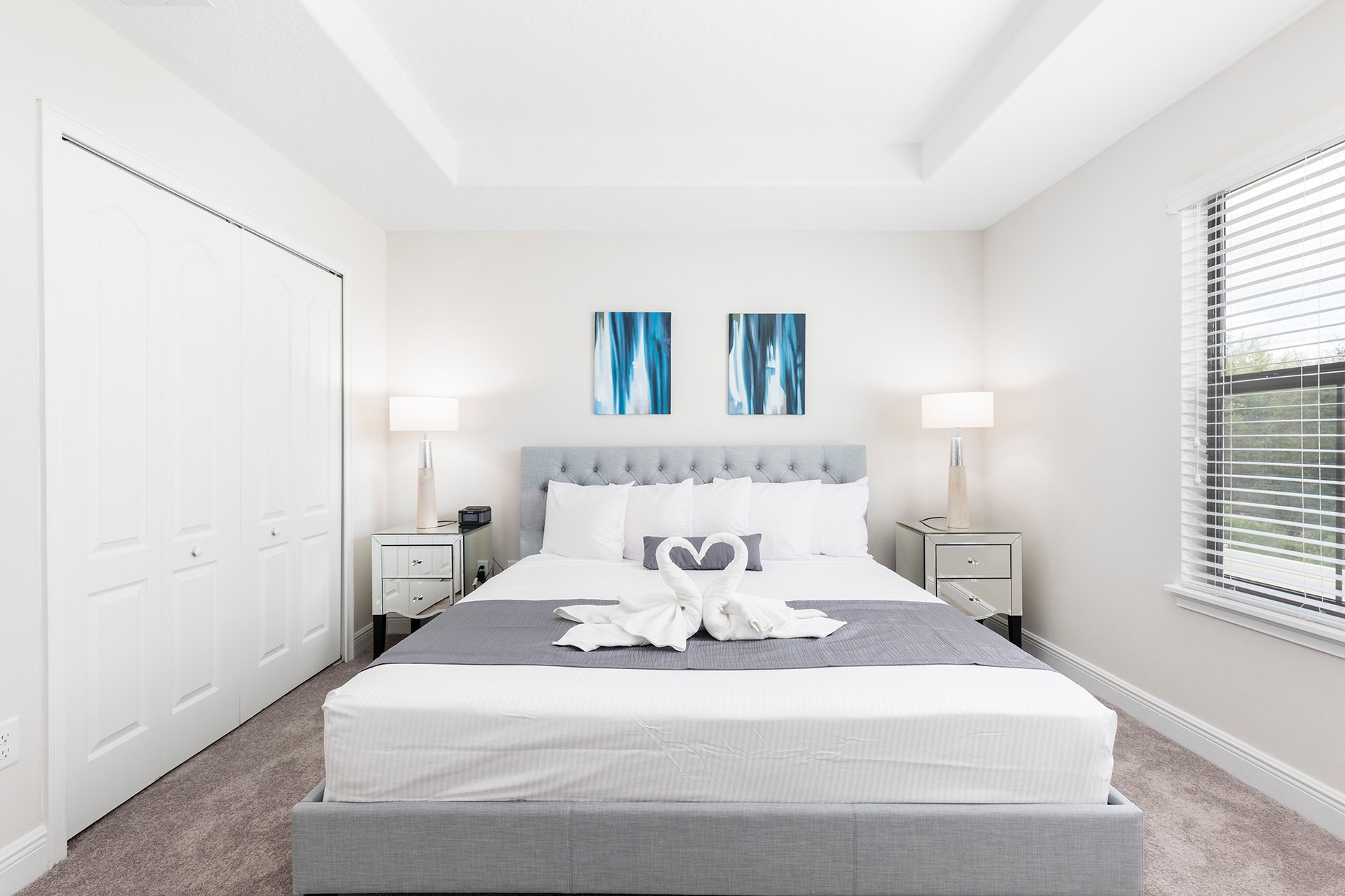Master Bed Room 1 (2).jpg
