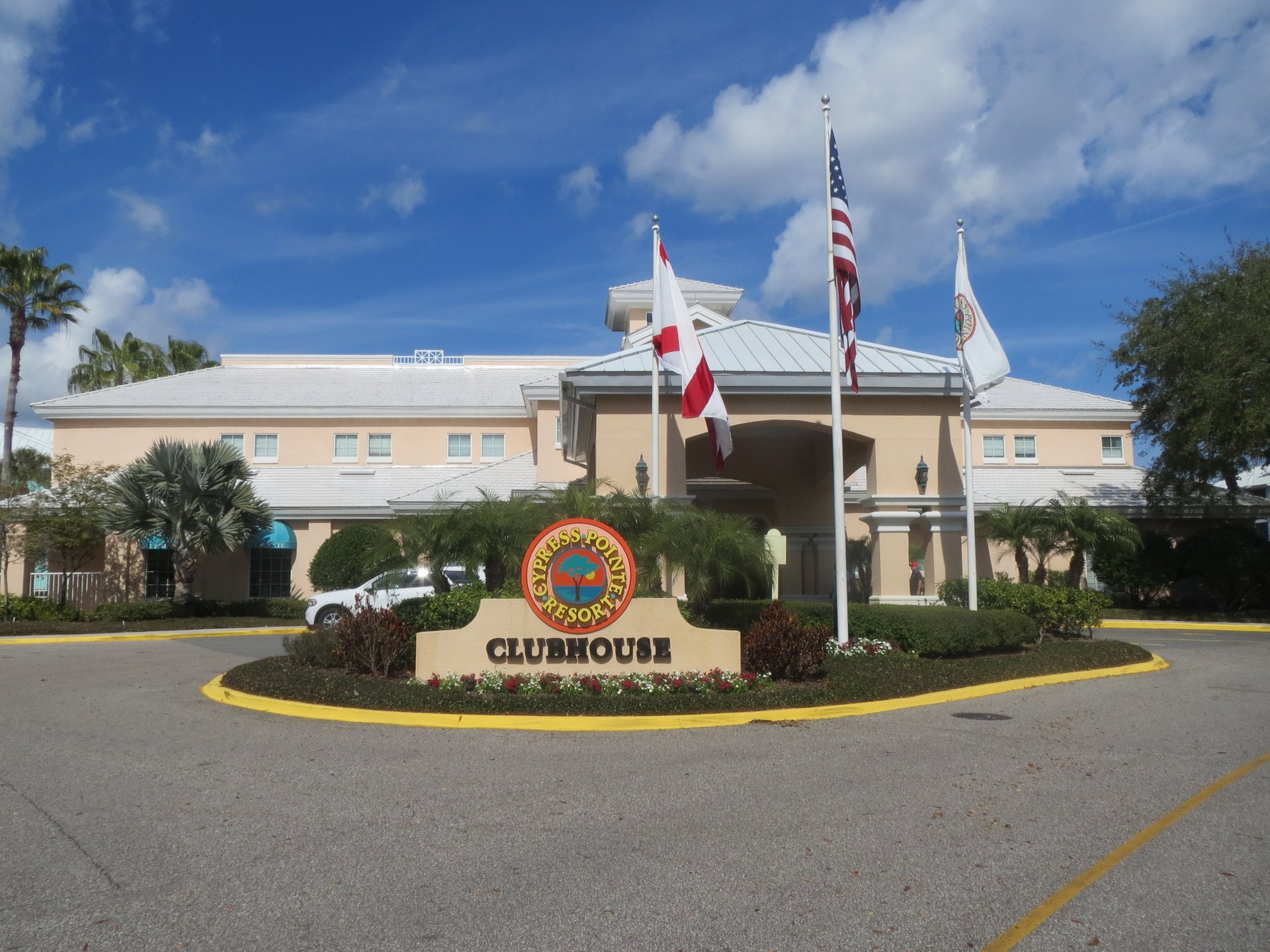 Sign | Hilton Vacation Club Cypress Pointe
