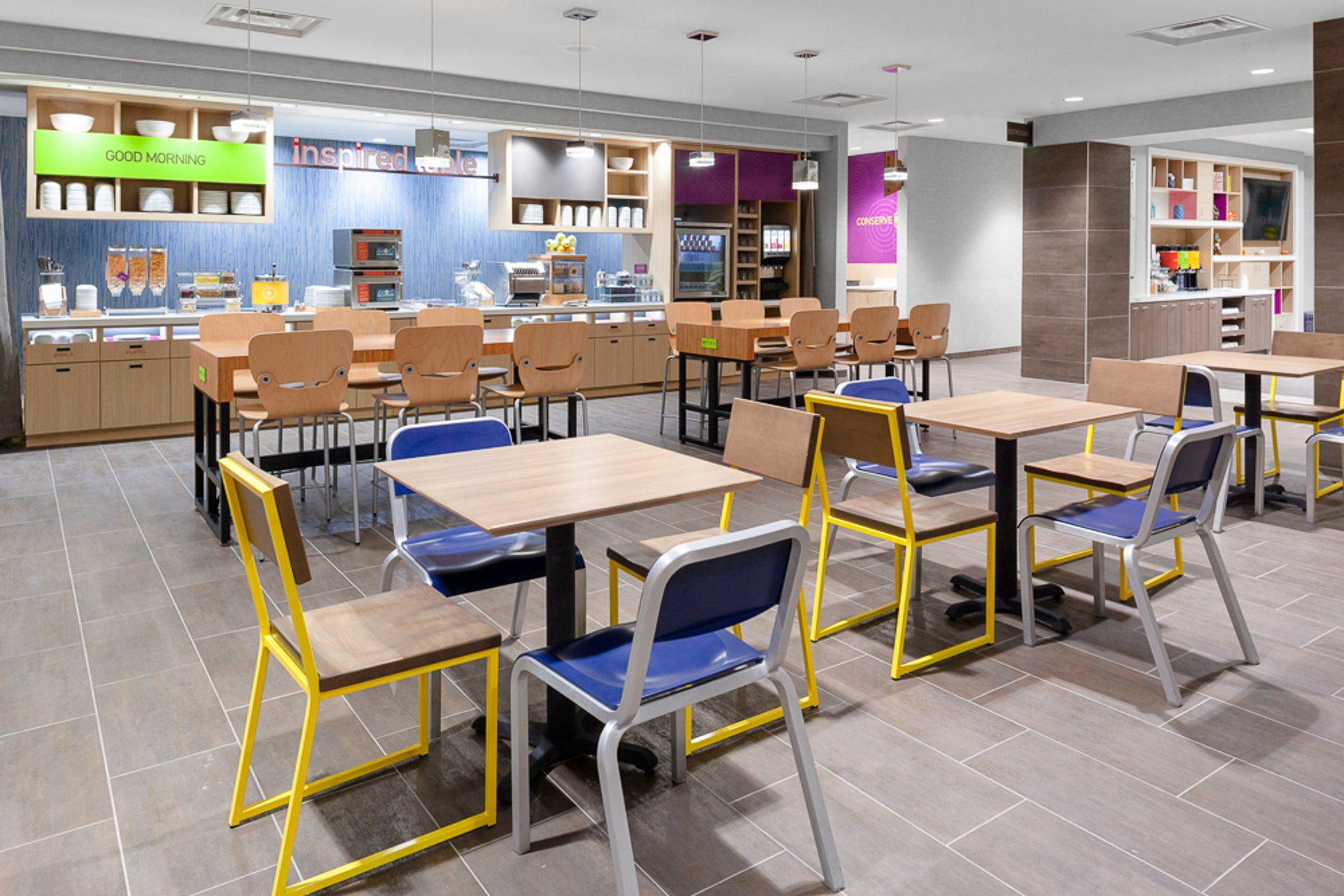 Inspired table | Home2 Suites by Hilton Orlando South Park