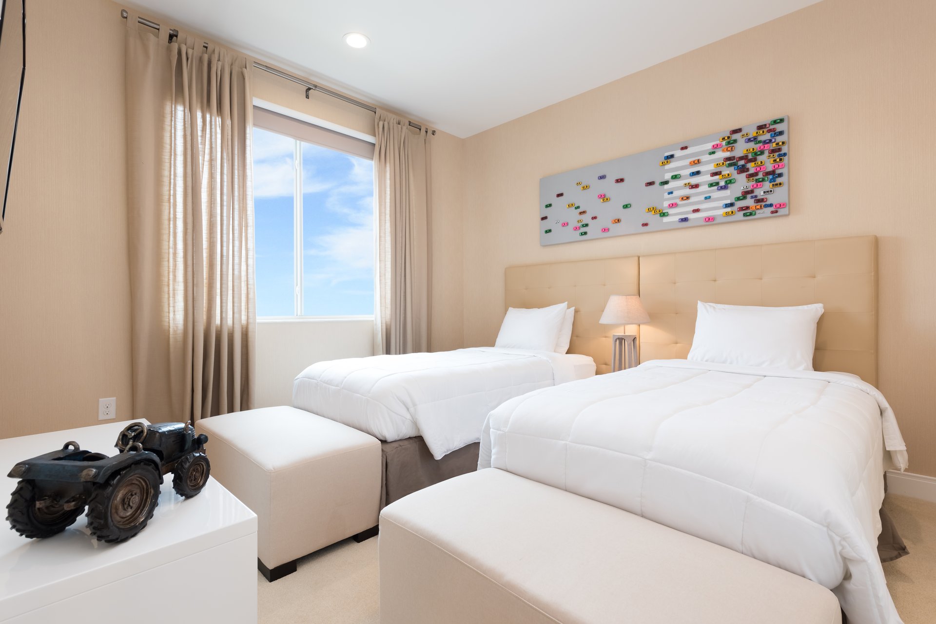 Twin Bedroom