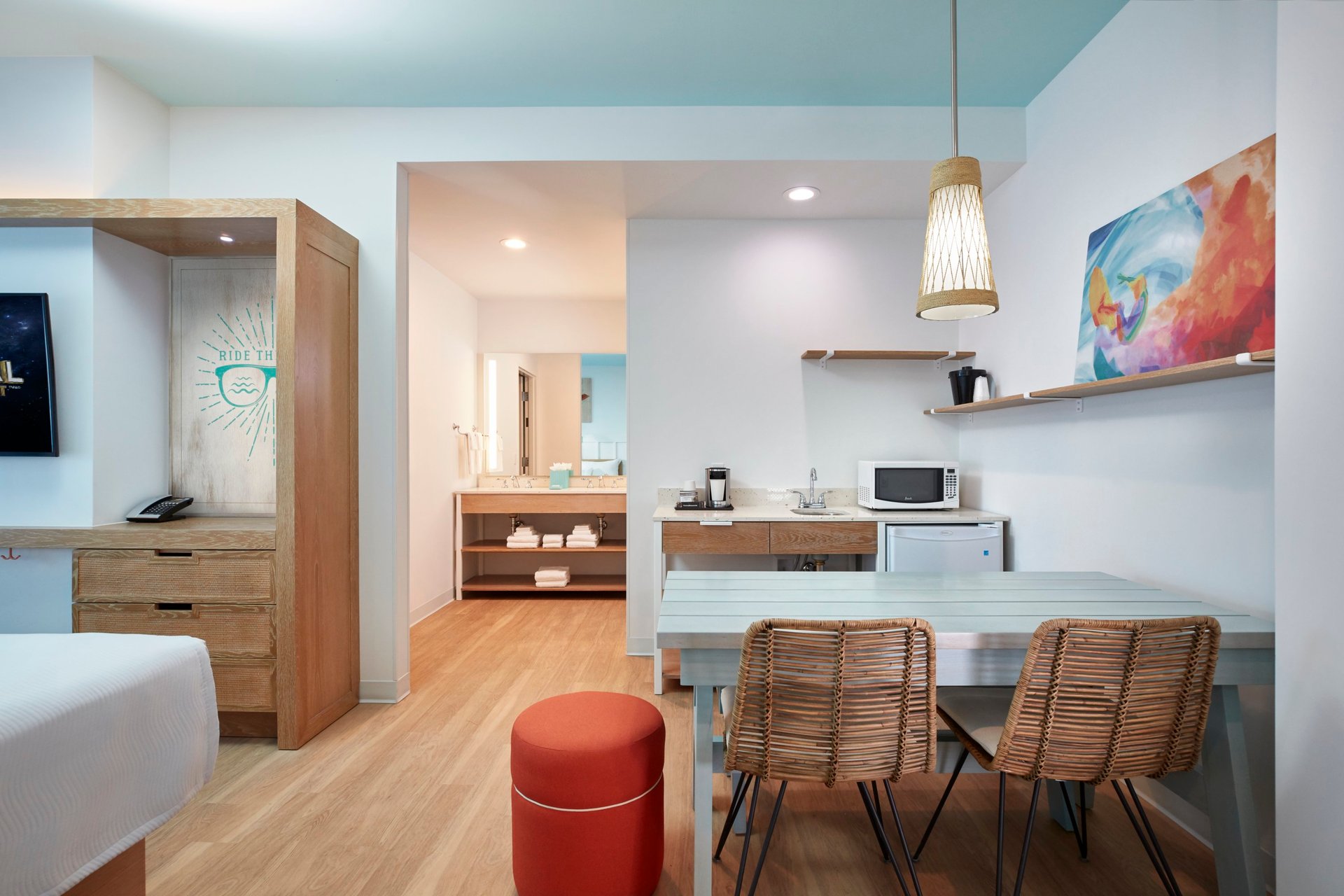 2 Bedroom Suite Kitchen