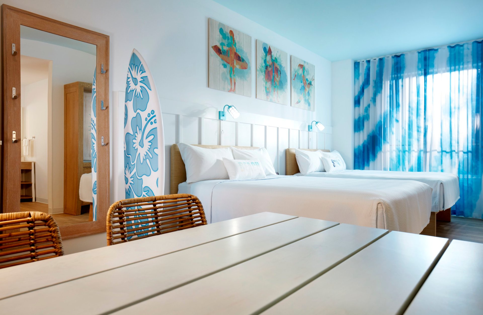 2 Bedroom Suite Queen Beds