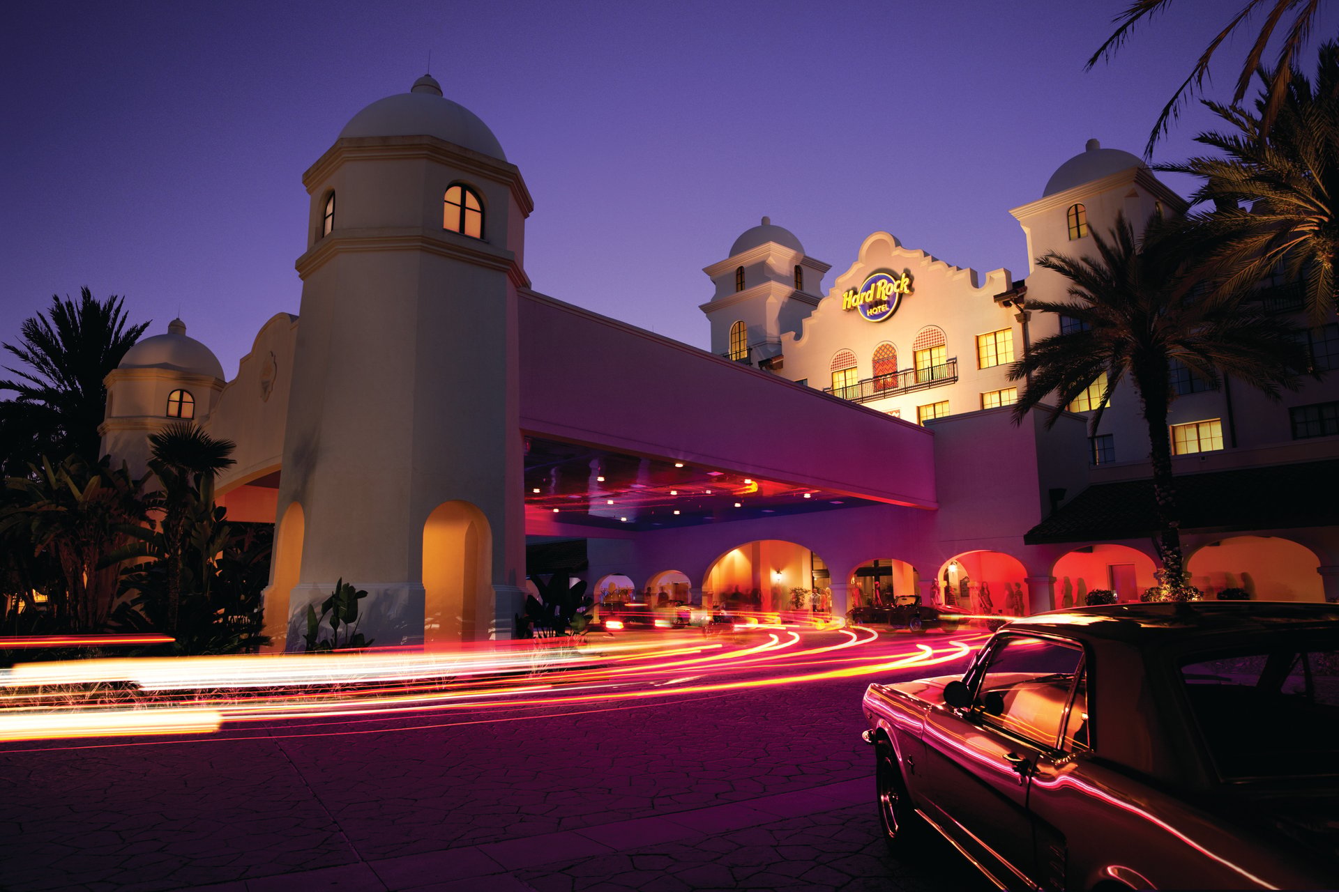 Night View Front Entrance | Universal's Hard Rock Hotel