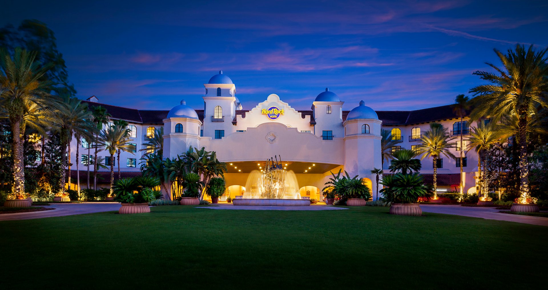 HRH Night View | Universal's Hard Rock Hotel