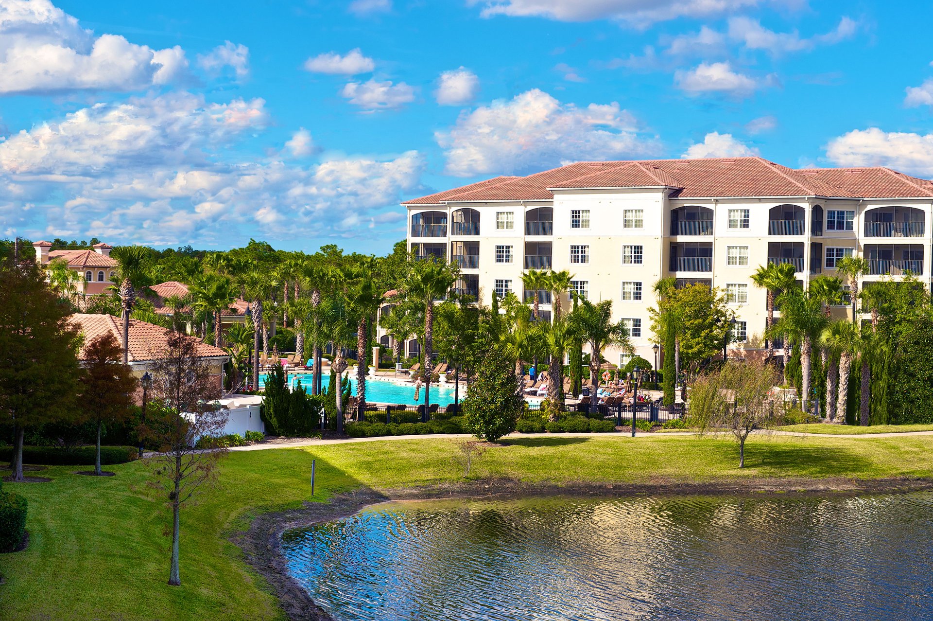 Exterior 1 | WorldQuest Orlando Resort