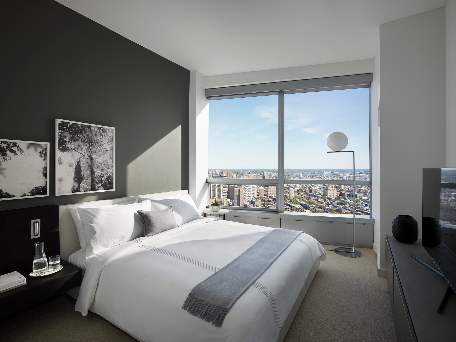 AKA University City Bedroom