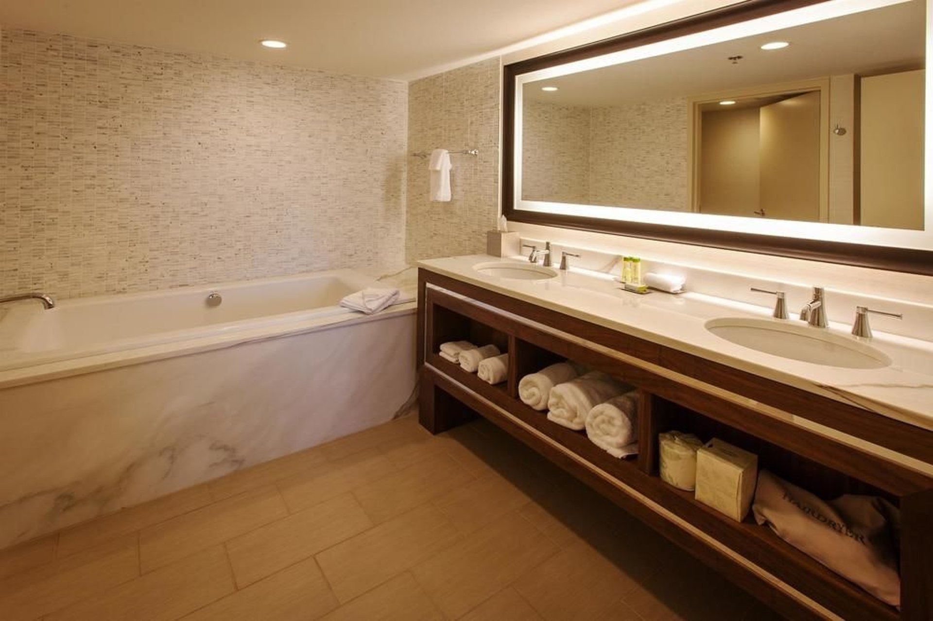 Presidential Suite Bathroom