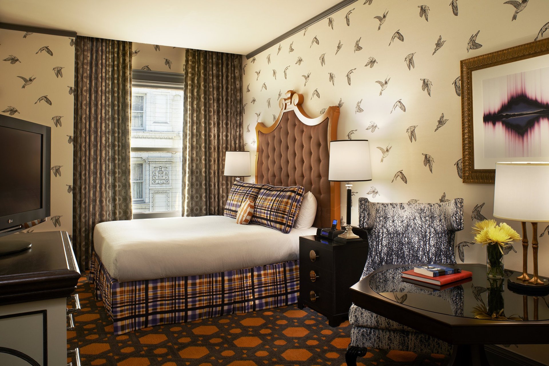 King Suite Bed