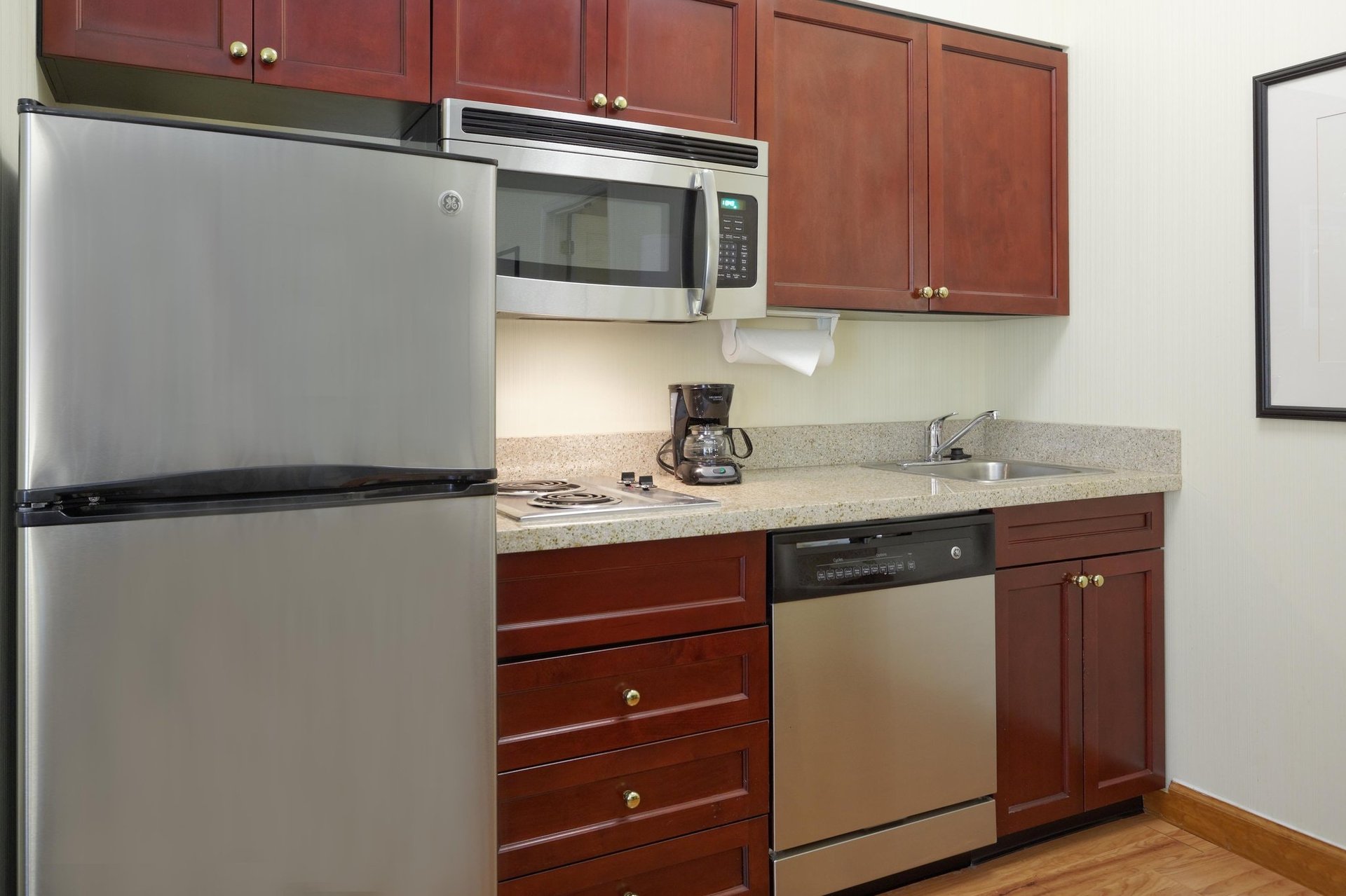 King Suite Kitchen