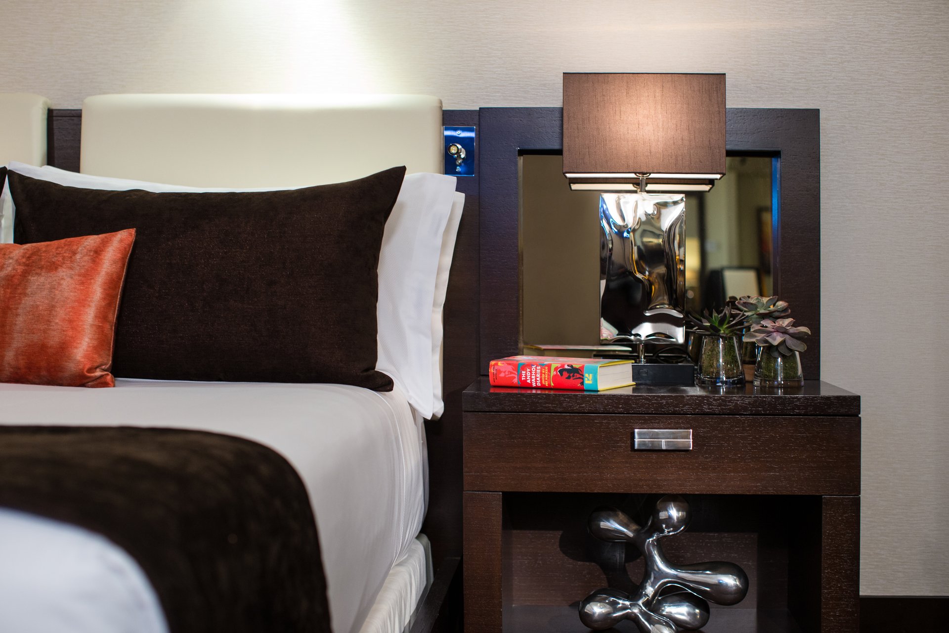 Bedroom detail