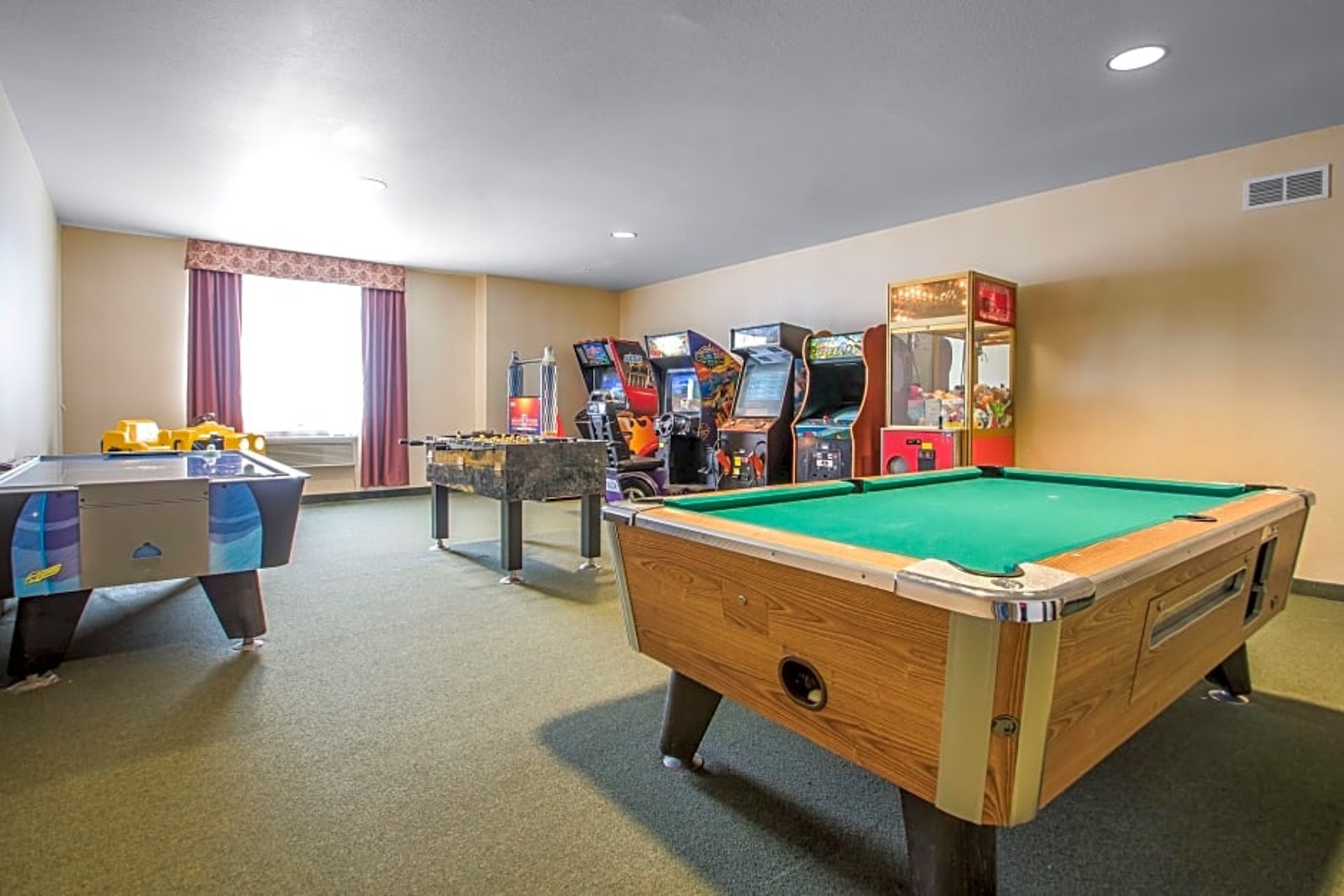 Game Room | Cobblestone Suites - Ripon