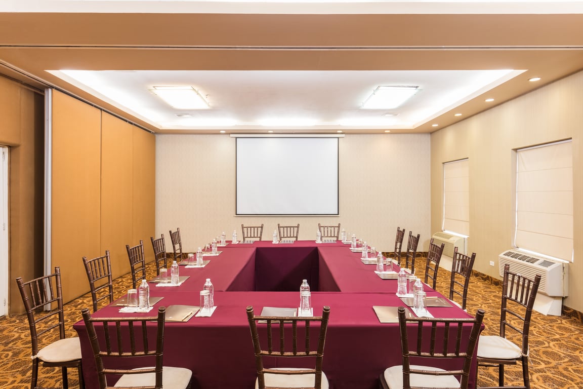 Meeting Room | DoubleTree Suites by Hilton Saltillo