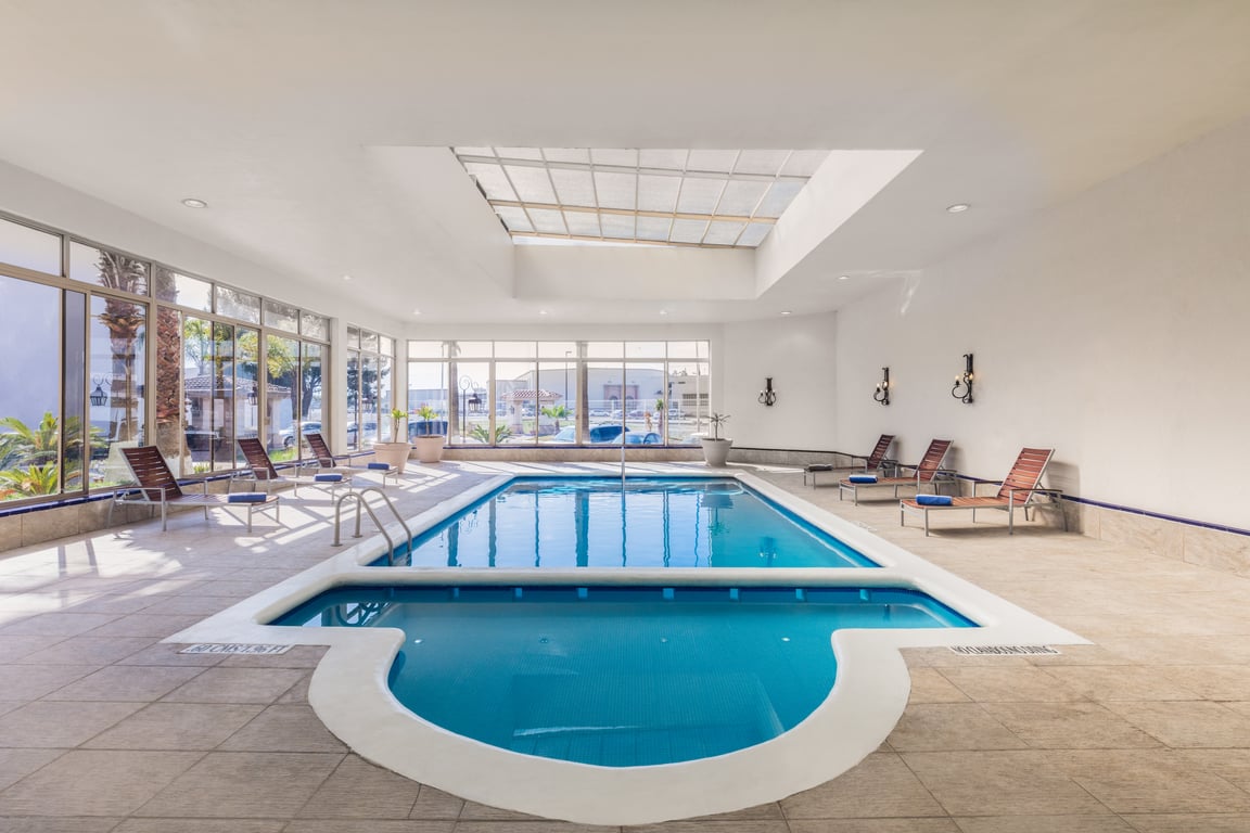 Pool | DoubleTree Suites by Hilton Saltillo