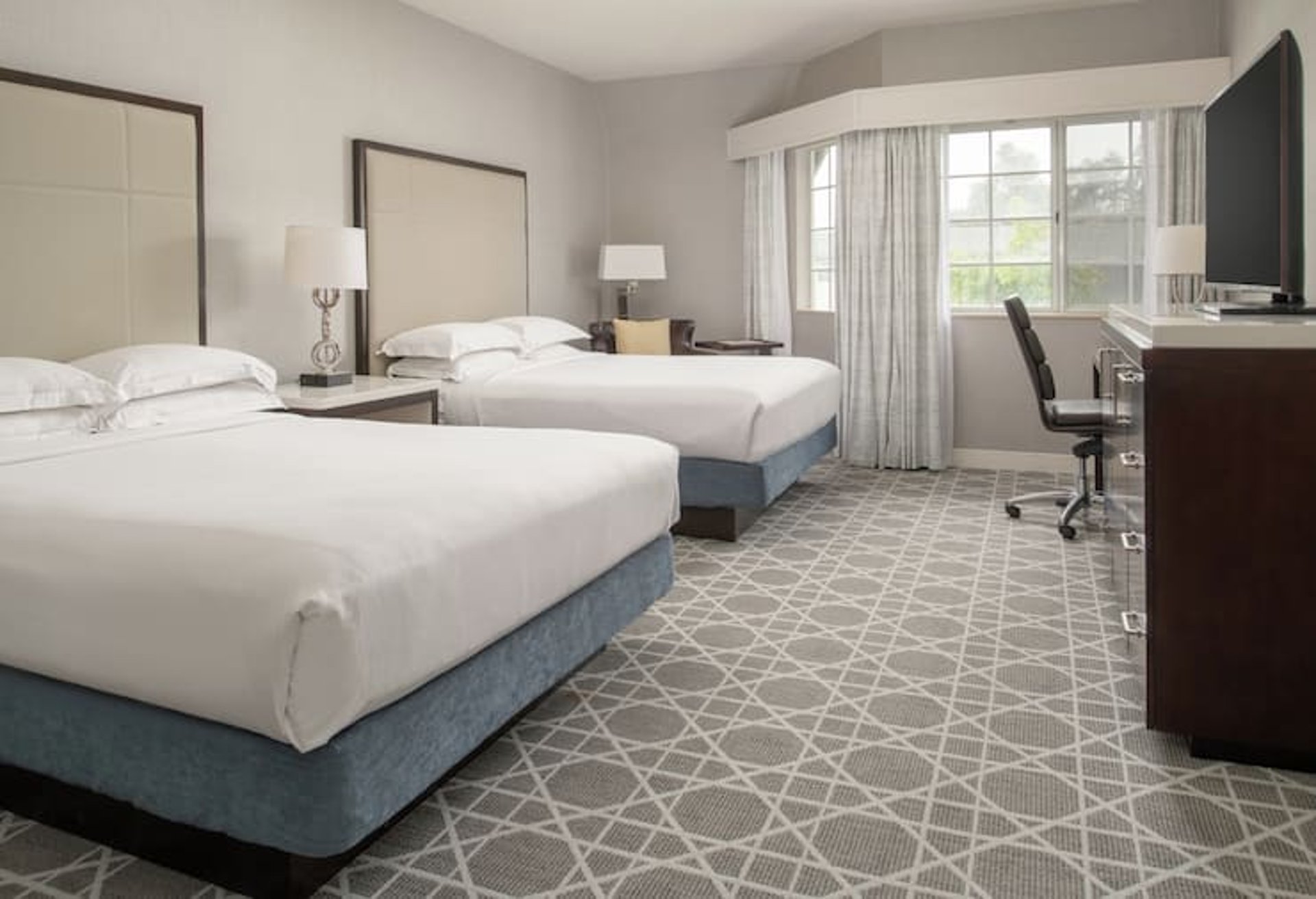 Queen Beds