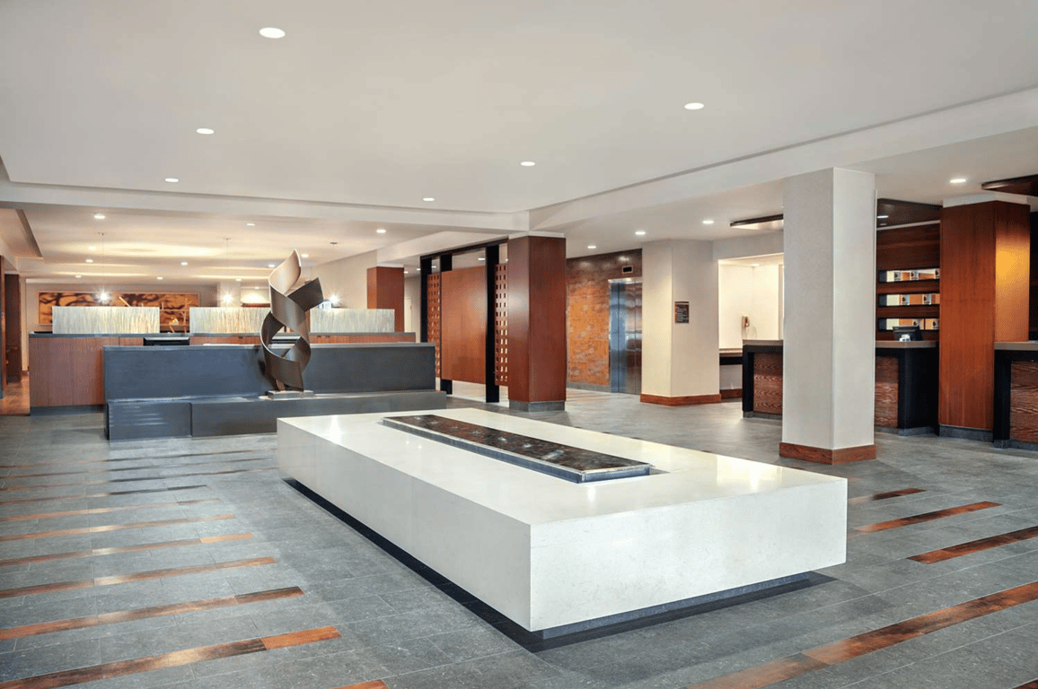 Lobby | DoubleTree by Hilton San Francisco Airport