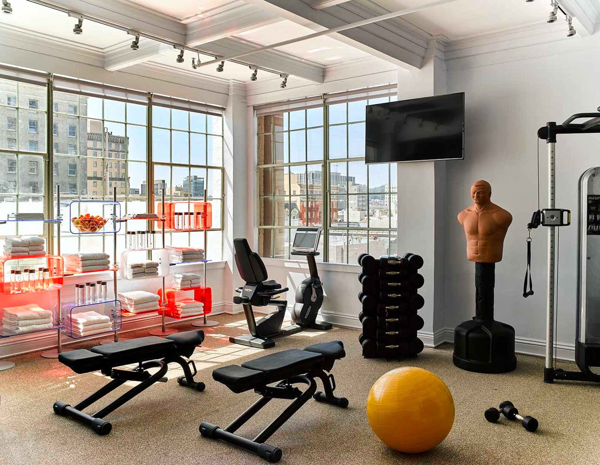 Fitness Room | Hotel Zeppelin San Francisco