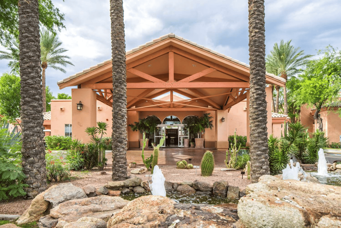 Exterior Entrance | Hilton Vacation Club Scottsdale Villa Mirage