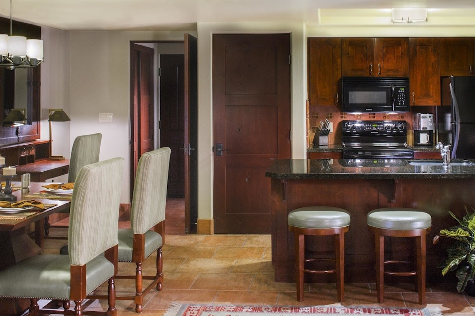 Kitchen & dining area.jpg