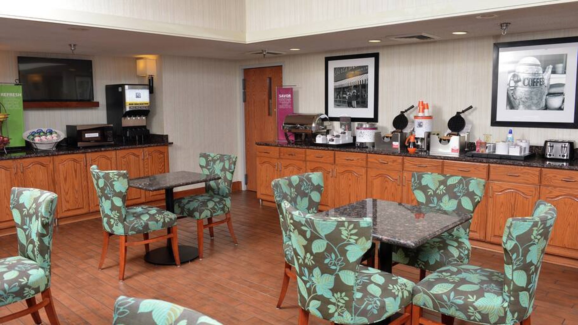 Breakfast | Hampton Inn Springfield-South