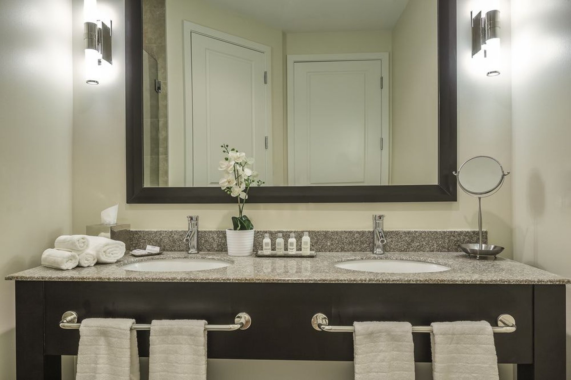 King Suite Bathroom