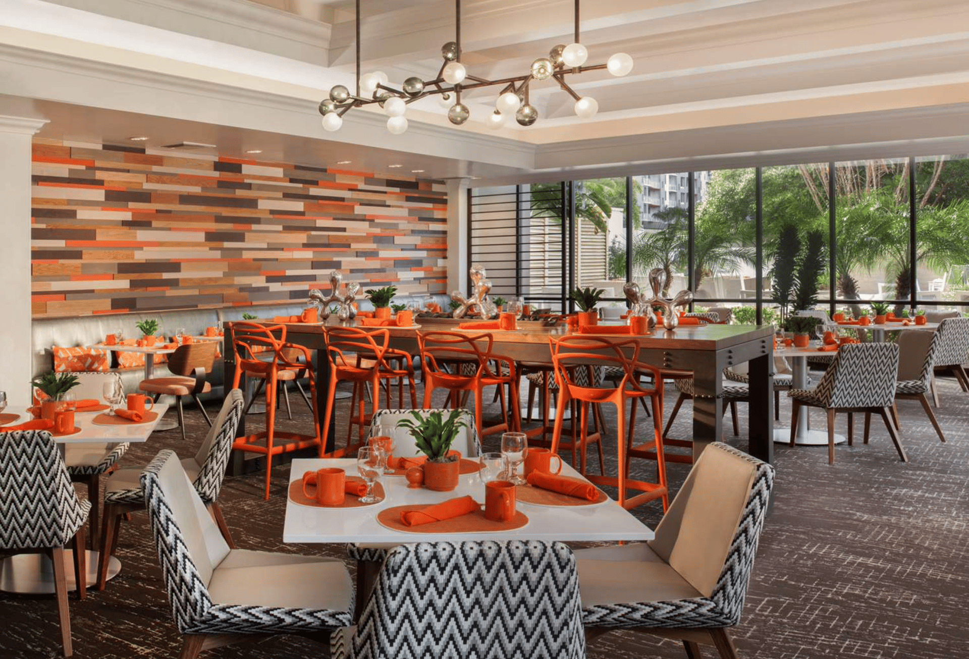 Dining Area | Hilton St. Petersburg Bayfront