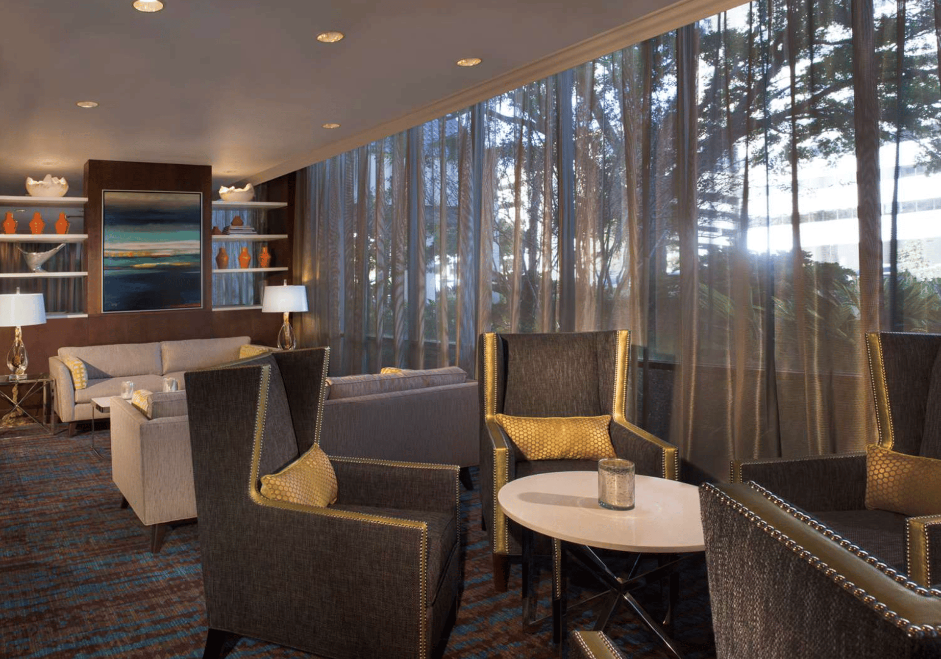 Sitting Area | Hilton St. Petersburg Bayfront
