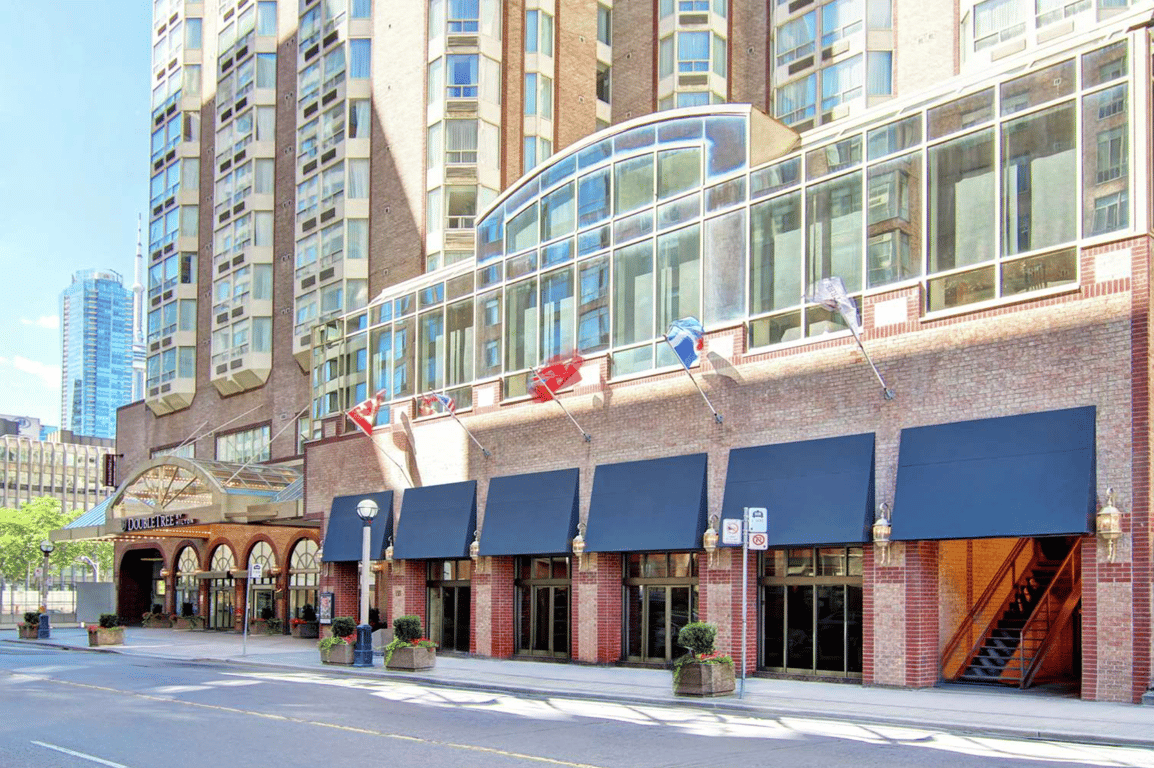 Exterior | DoubleTree by Hilton Hotel Toronto Downtown