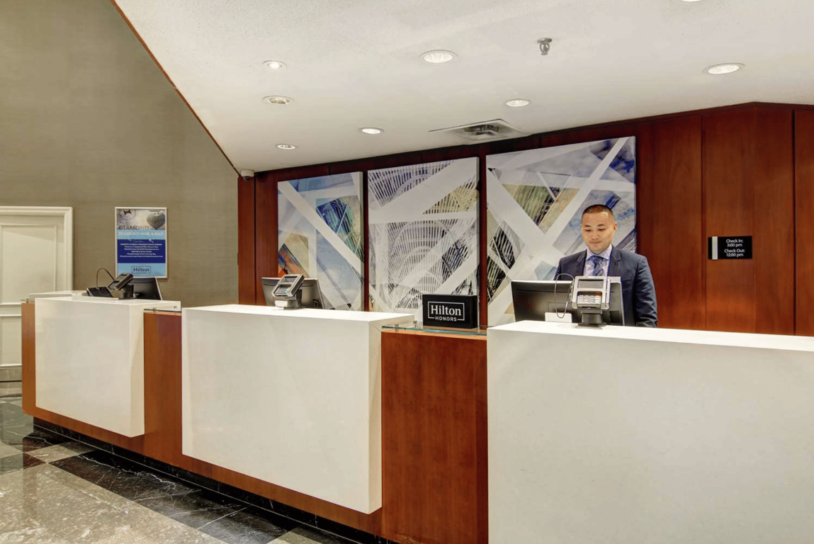 Front Desk | DoubleTree by Hilton Hotel Toronto Downtown