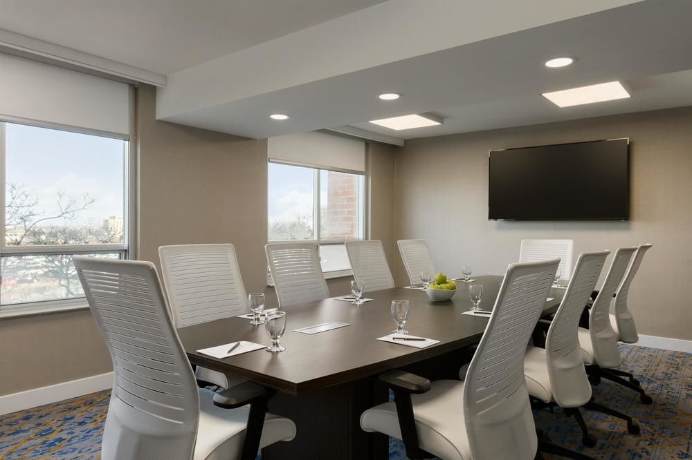 Meeting Rooms | Embassy Suites by Hilton Toronto Airport