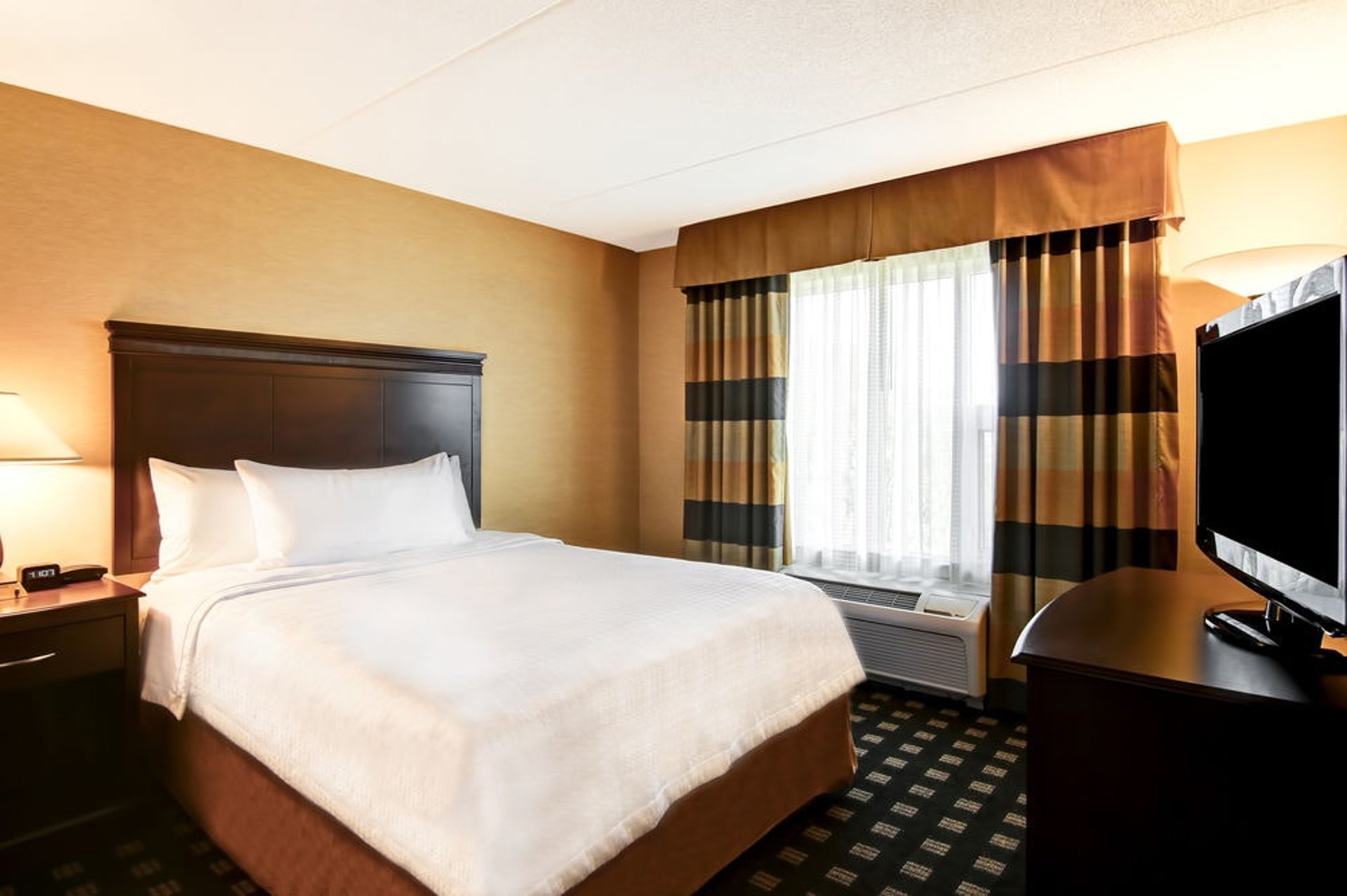 Suite Bedroom 2