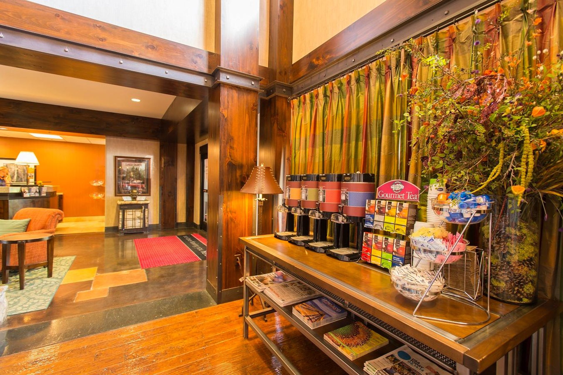 Coffee Area | Hampton Inn & Suites Tahoe-Truckee