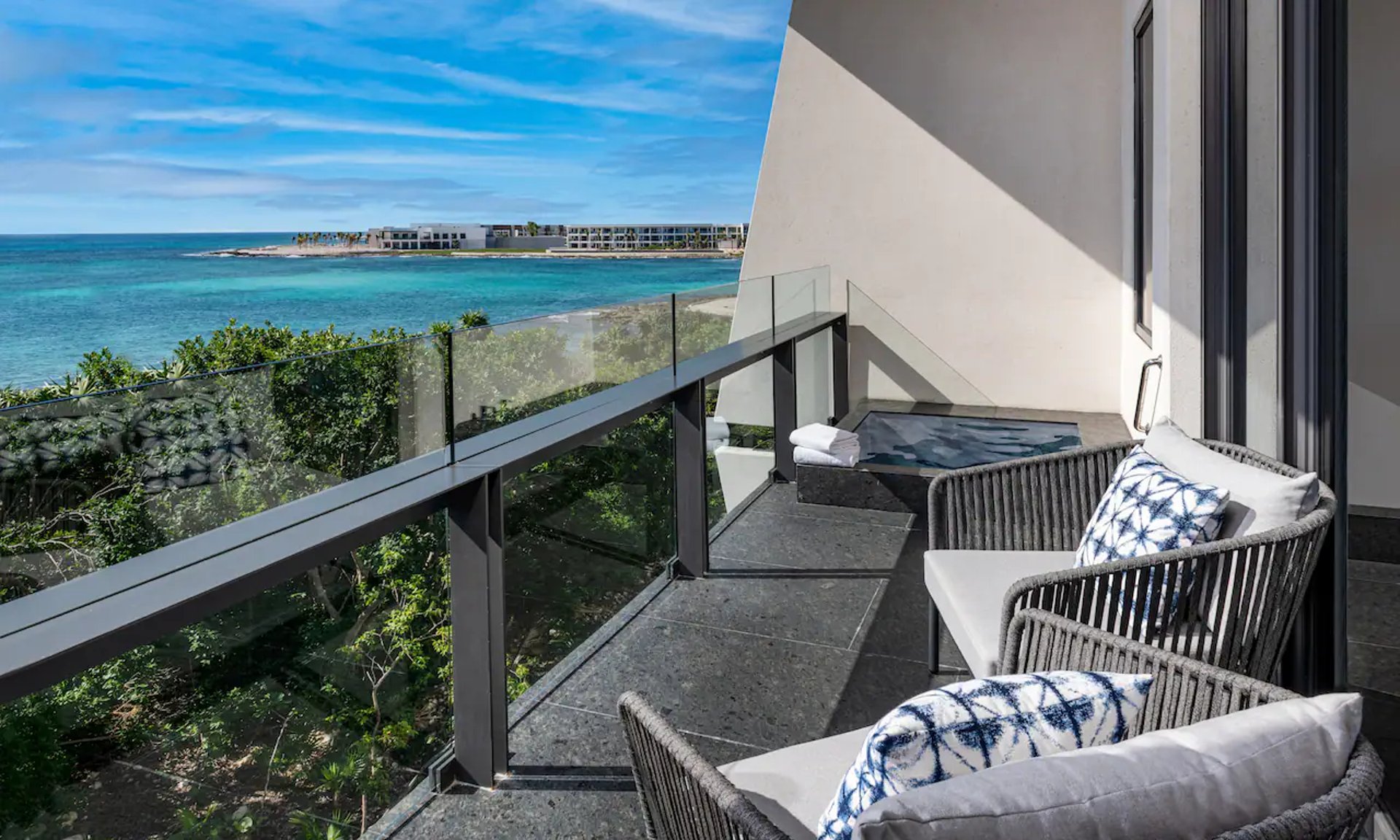conrad-tulum-ocean-view-patio