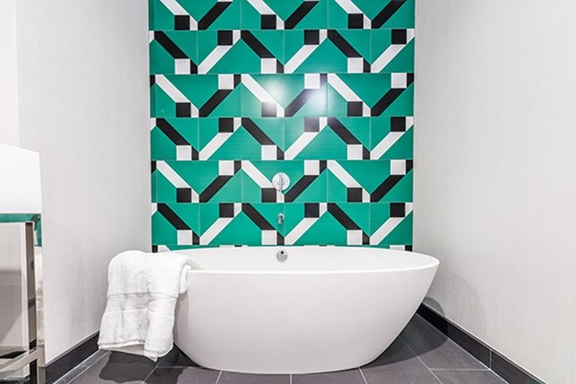 Bathtub