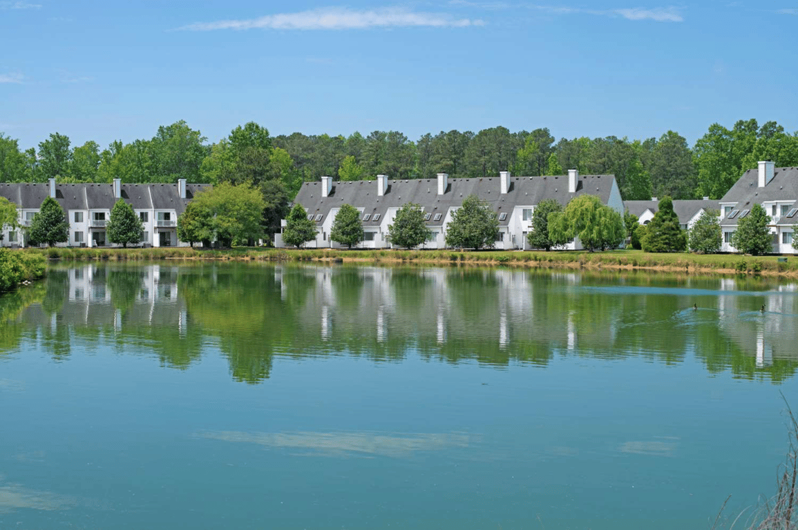 Pond View | Hilton Vacation Club The Historic Powhatan Williamsburg