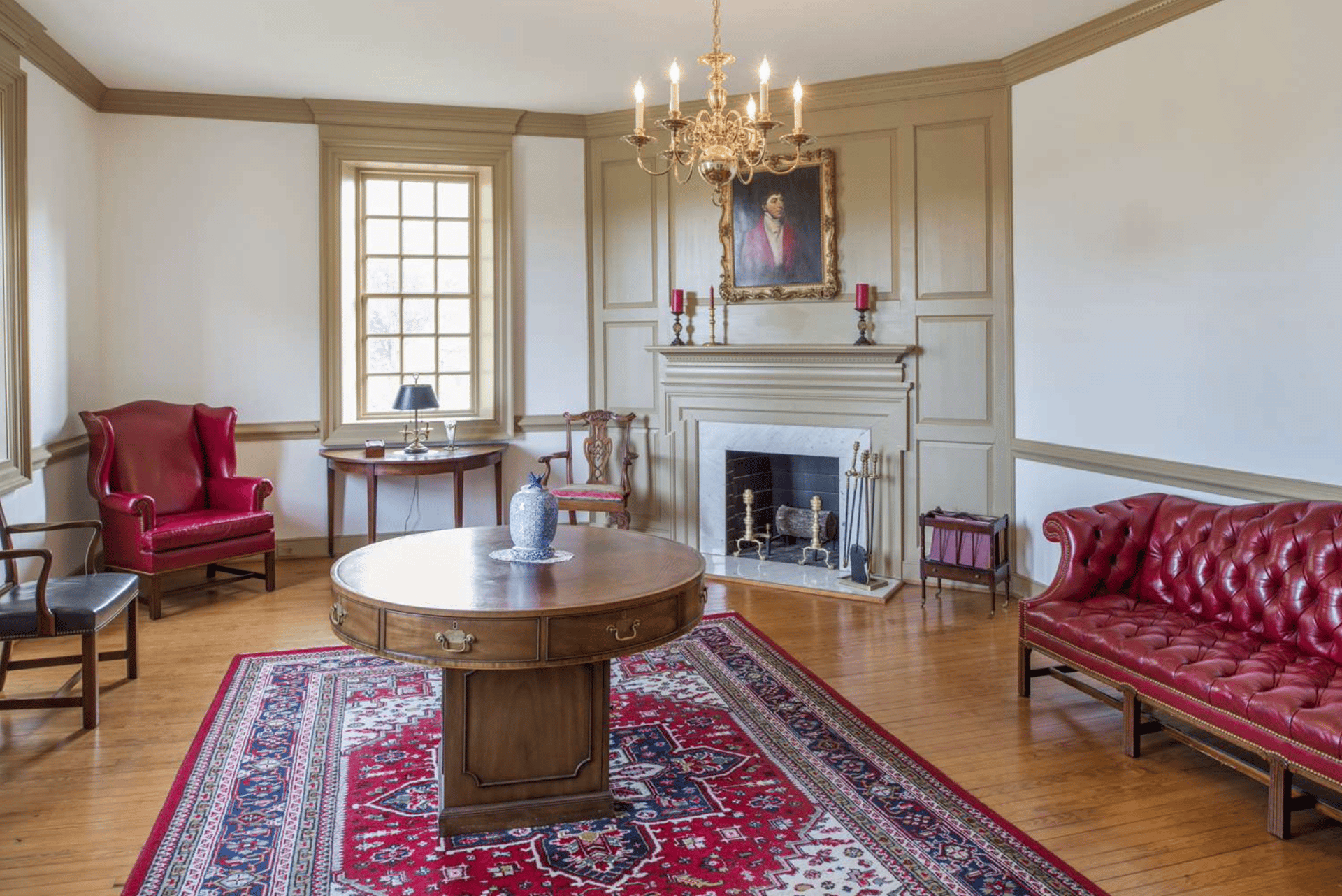 Red Room | Hilton Vacation Club The Historic Powhatan Williamsburg