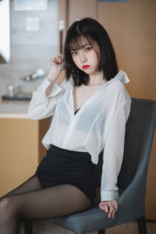 许岚 白衬衫