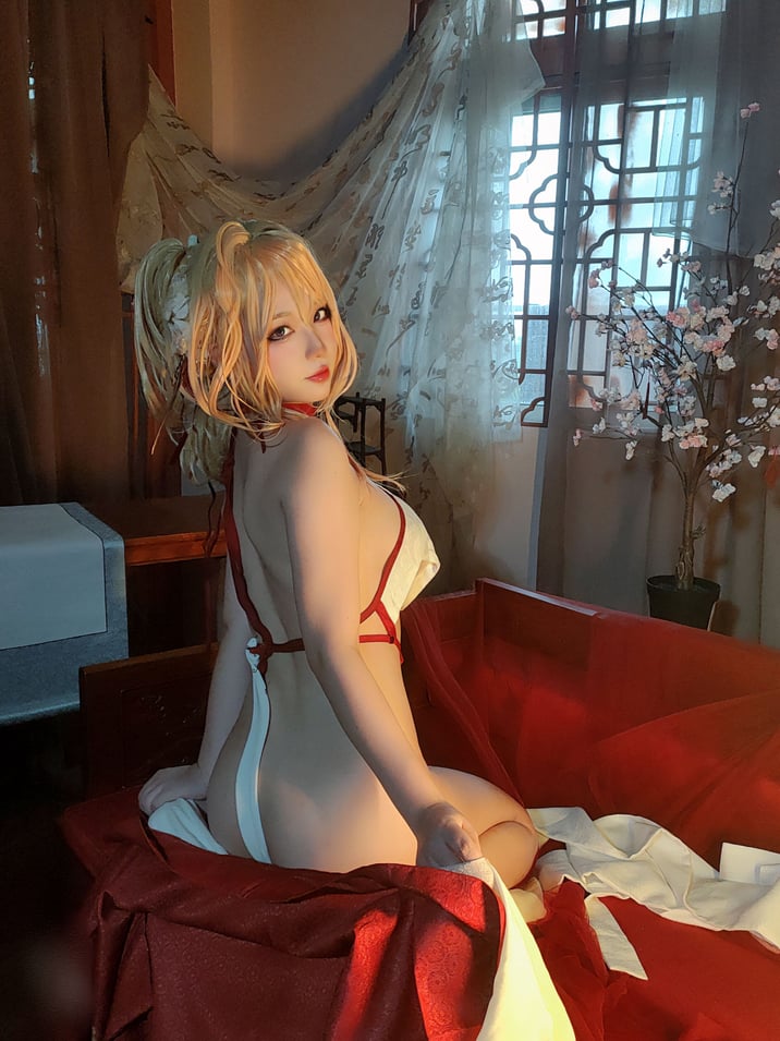 qiqinanazi-Azur Lane-HMS Glorious