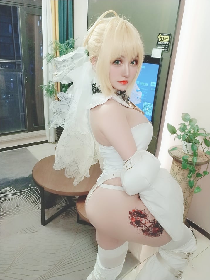 【夏鸽鸽】尼禄花嫁