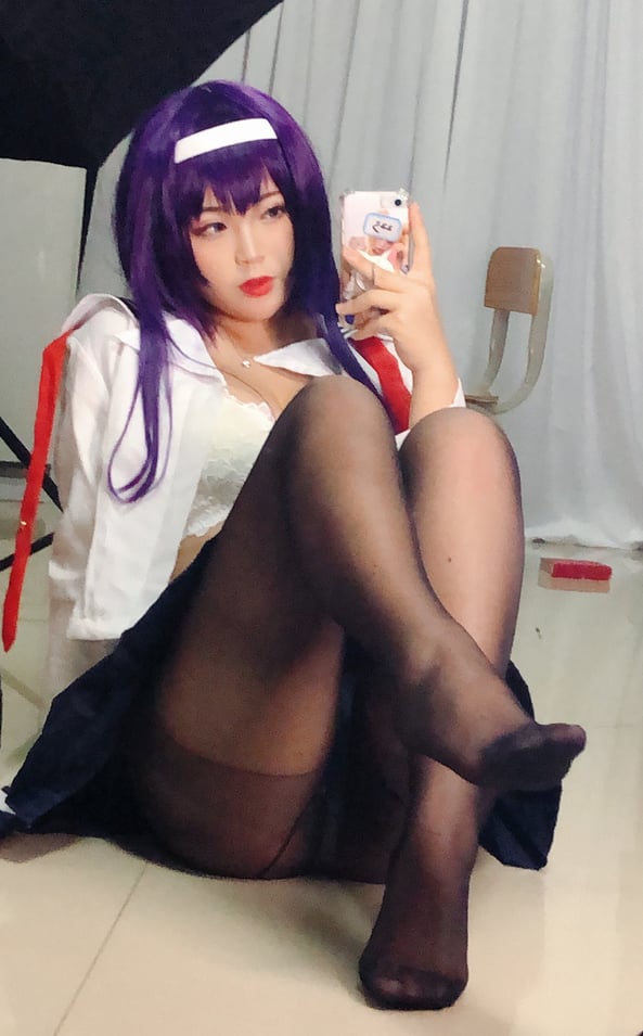 白烨- - 学姐校服自拍