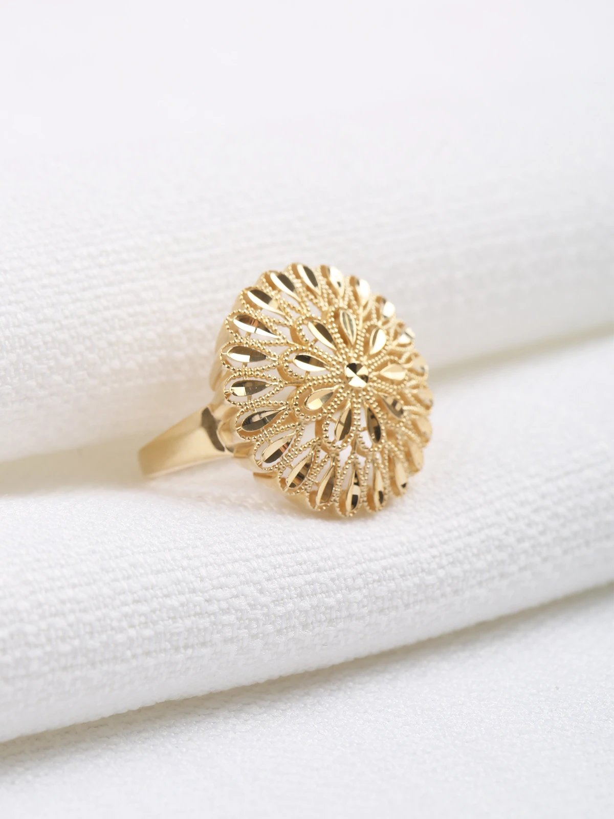 Hasat Altın Yüzük