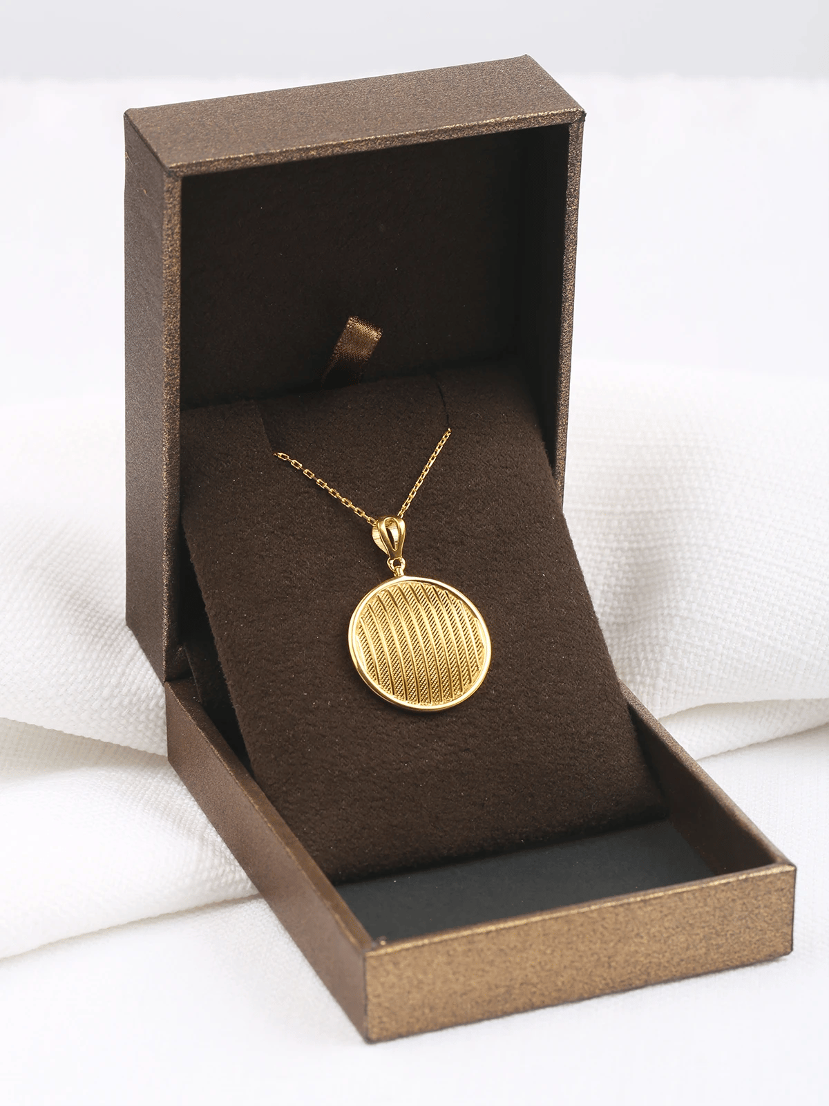 Hasır Desen Altın Kolye