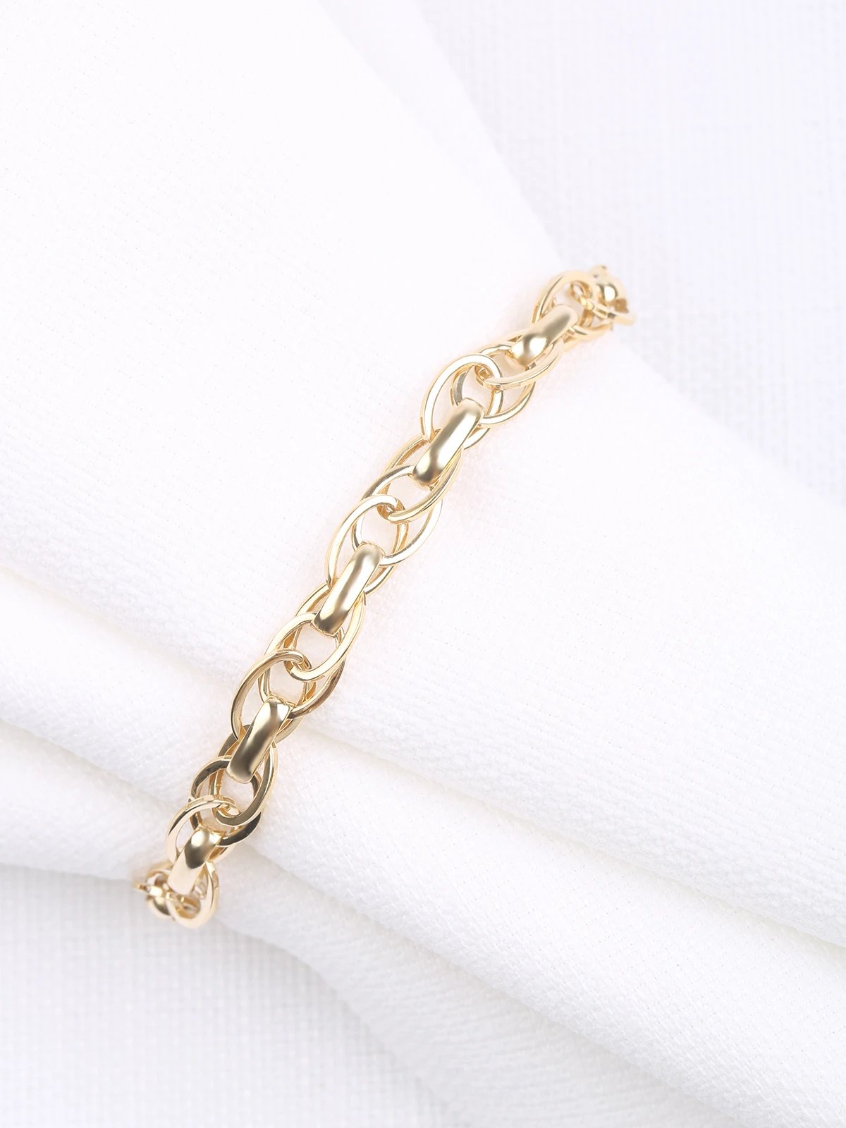 Oval Halka Altın Bileklik