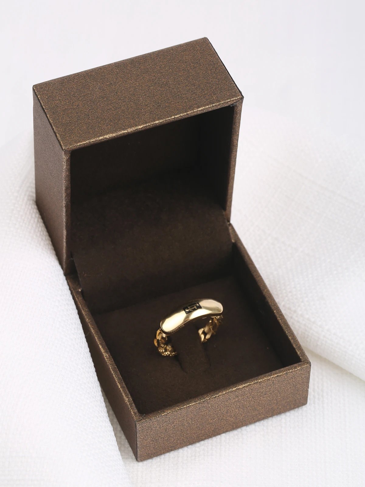 LJ Gurmet Altın Yüzük