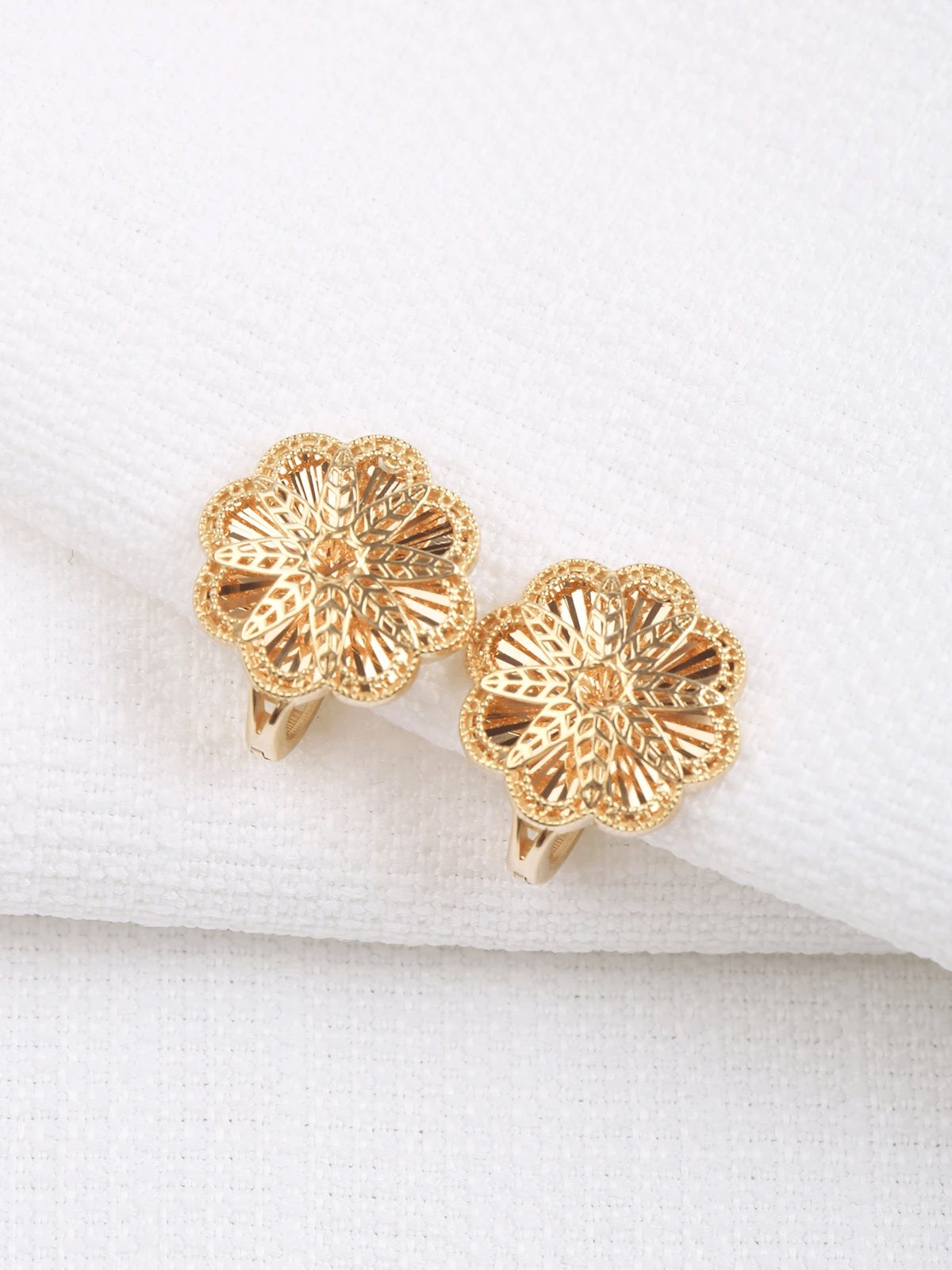 Çiğdem Altın Küpe