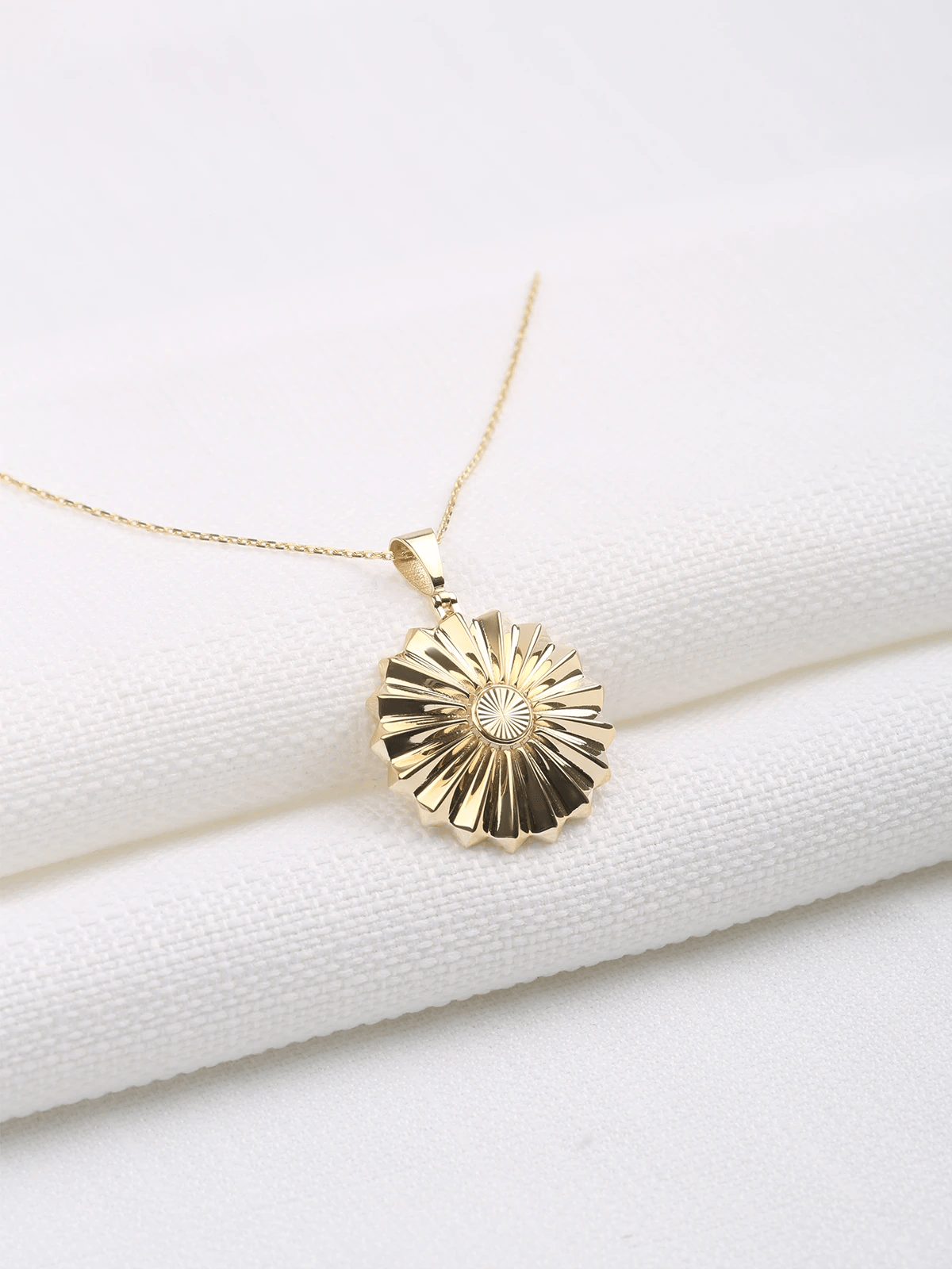 Parıltı Altın Kolye